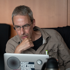 Profilbild von Volker Ralf Grassmuck (Foto CC BY 4.0 Steven Siebert)